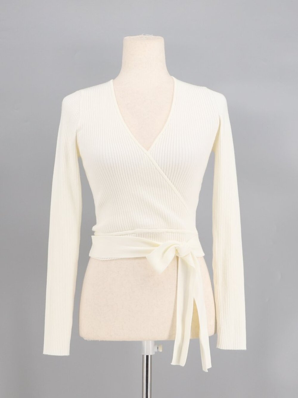 WILFRED ARITZIA Tied Up Long Sleeve Ribbed Sweater in Light Burch Size M